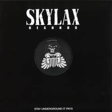 Braque De Weimar - Sur Le Pavé